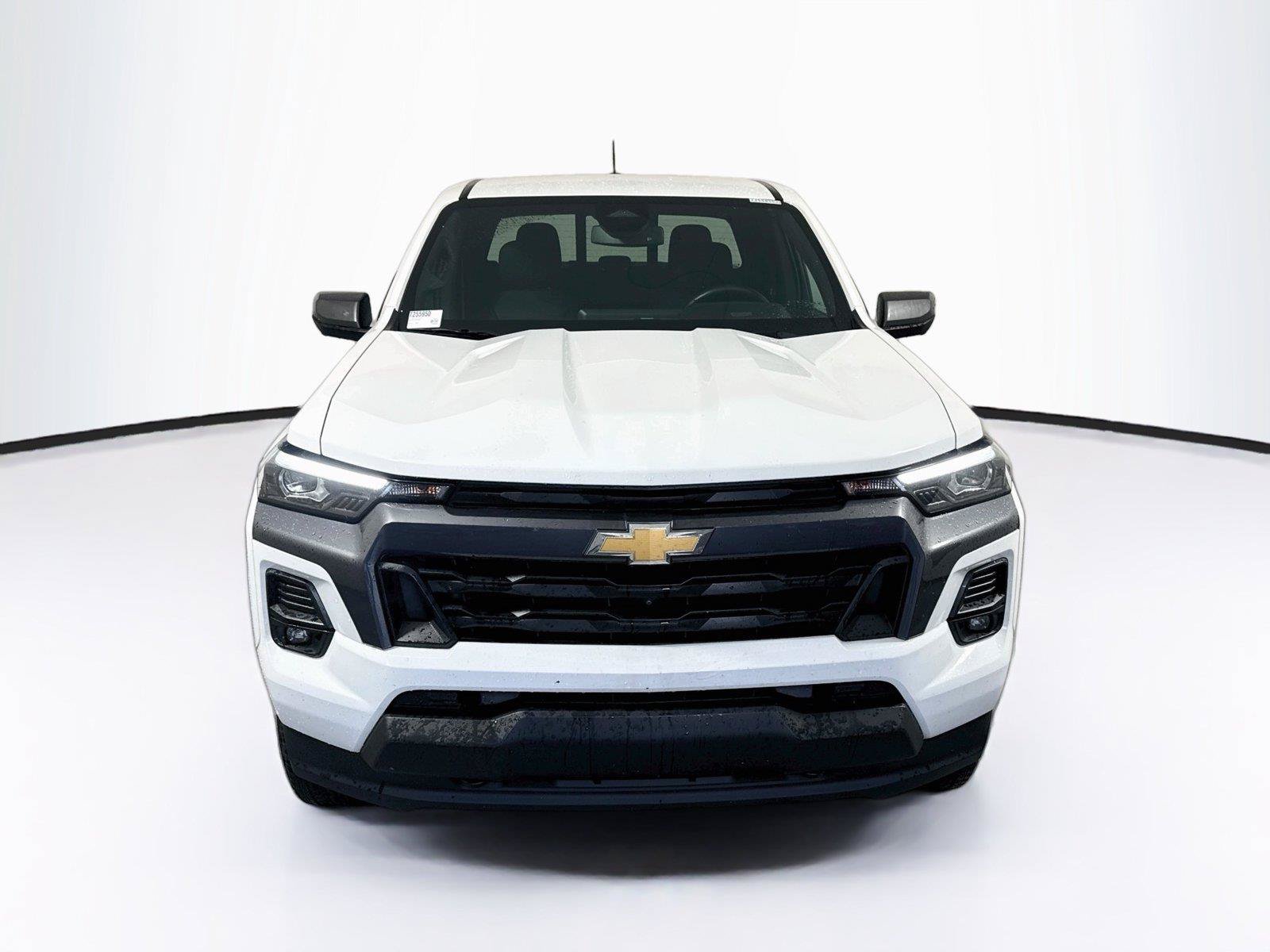 Used 2024 Chevrolet Colorado LT w/ LT Convenience Package III AWD/4WD image 8