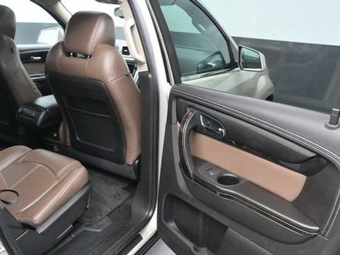 Used 2016 GMC Acadia SLT w/ Open Road Package AWD/4WD image 10