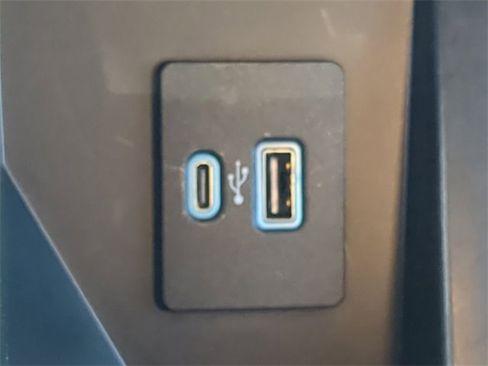 Used 2023 Ford F150 Lariat w/ Equipment Group 502A High image 23