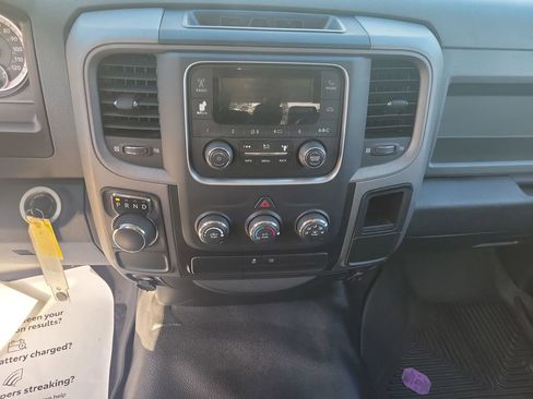 Used 2018 RAM 1500 Tradesman image 21