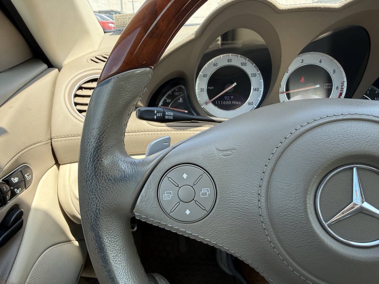 Used 2009 Mercedes-Benz SL 550 image 19