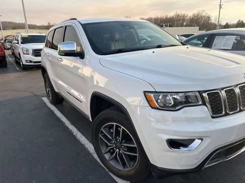 Used 2019 Jeep Grand Cherokee Limited image 2