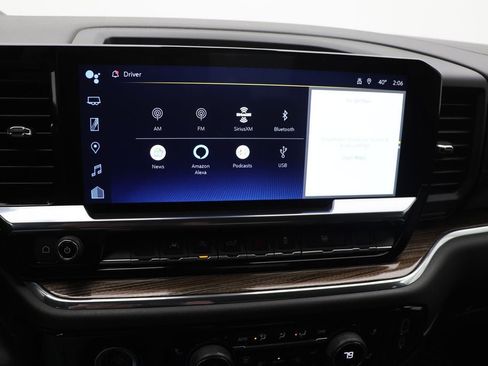 Used 2024 Chevrolet Silverado 1500 LT image 25