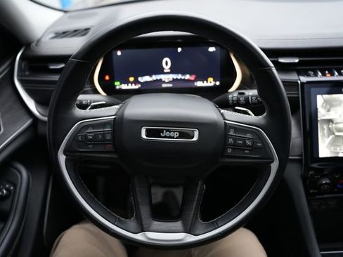 Used 2021 Jeep Grand Cherokee L Limited image 30