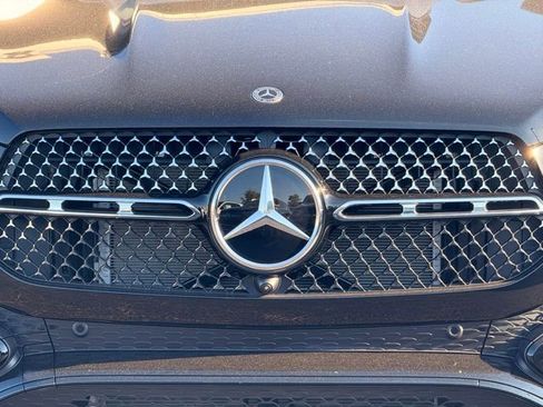 New 2026 Mercedes-Benz GLE 450 4MATIC image 3