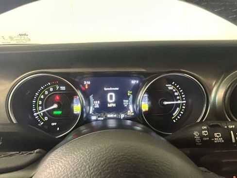 Used 2023 Jeep Wrangler Unlimited w/ Cold Weather Group AWD/4WD image 17