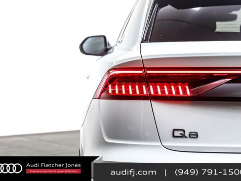 Used 2019 Audi Q8 Premium Plus w/ Premium Plus image 14