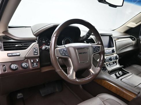Used 2019 GMC Yukon Denali w/ Open Road Package AWD/4WD image 14