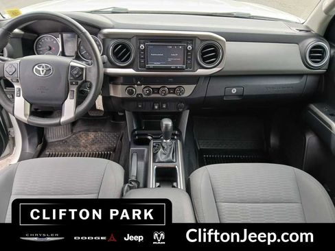 Used 2019 Toyota Tacoma SR5 image 18