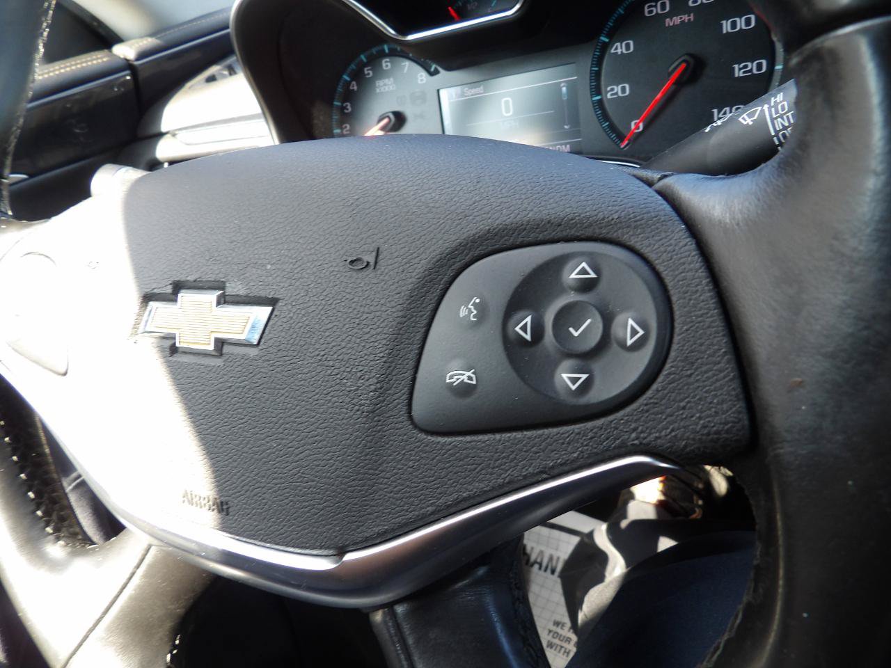 Used 2018 Chevrolet Impala LT FWD image 13