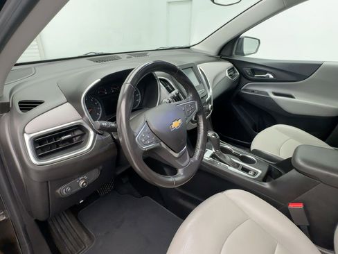 Used 2018 Chevrolet Equinox LT image 4