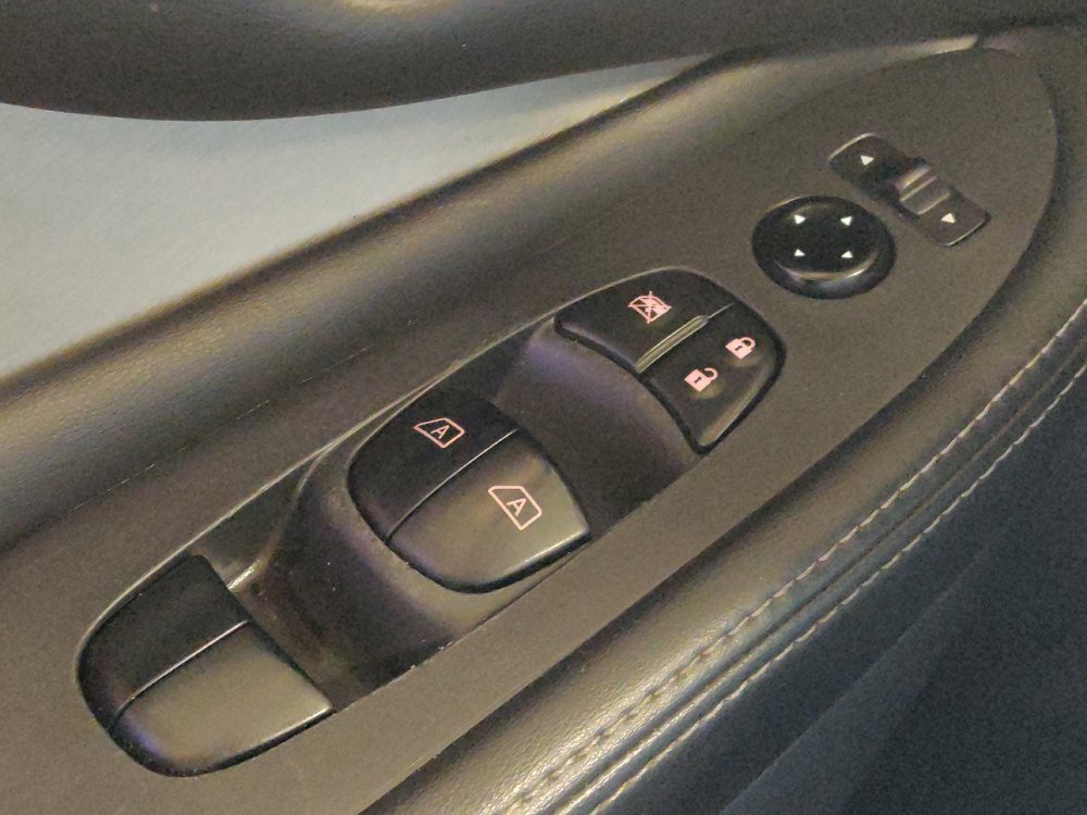 Used 2023 Nissan Murano SV AWD/4WD image 27
