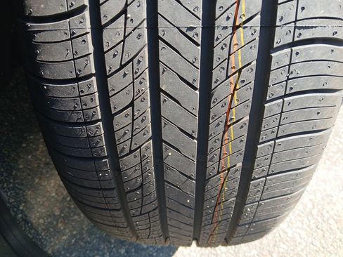 New 2026 Volkswagen Atlas Cross Sport SE image 26