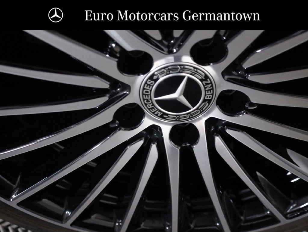 Used 2026 Mercedes-Benz C 300 4MATIC Sedan image 8