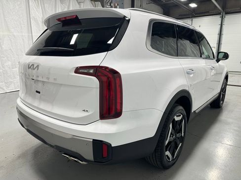 Used 2025 Kia Telluride S image 7