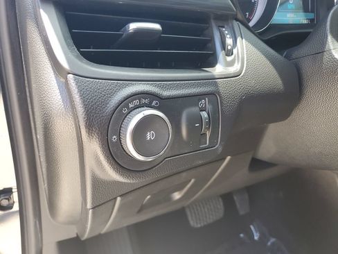 Used 2020 Buick Envision Essence w/ LPO, Interior Luxury Package FWD image 27