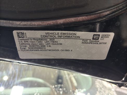 Used 2025 Chevrolet Equinox LT w/ Convenience Package II image 37