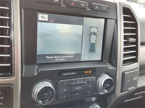 Used 2019 Ford F350 Platinum w/ Platinum Ultimate Package image 19