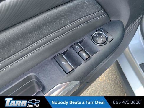 Used 2025 Ford Mustang Premium RWD image 15