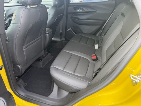 Used 2023 Chevrolet TrailBlazer ACTIV w/ Sun and Liftgate Package FWD image 18