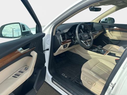 Used 2023 Audi Q5 2.0T Premium image 11
