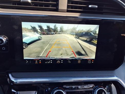 Used 2025 GMC Sierra 2500 Denali w/ Denali Reserve Package image 19