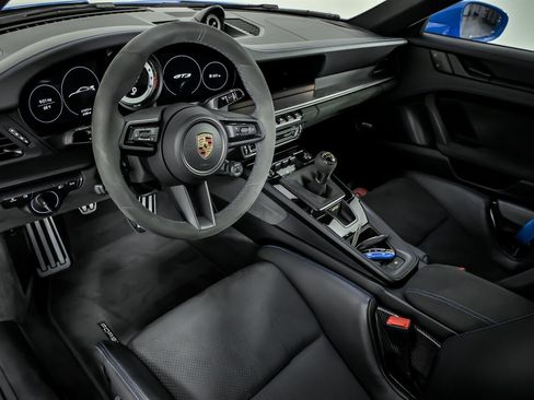 Used 2022 Porsche 911 GT3 RWD image 22