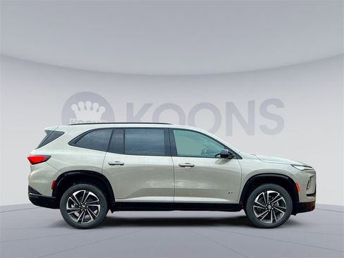 New 2026 Buick Enclave Sport Touring w/ Power Package image 8