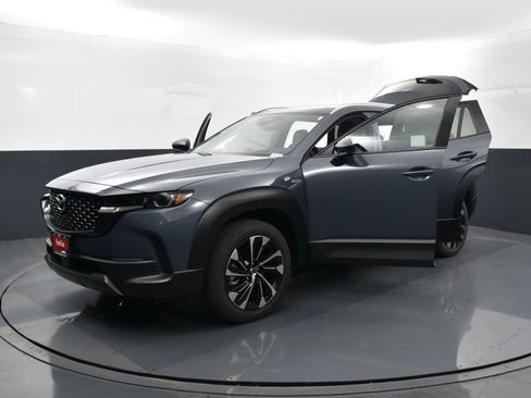 Certified 2025 MAZDA CX-50 2.5 Hybrid w/ Premium Plus Pkg image 37