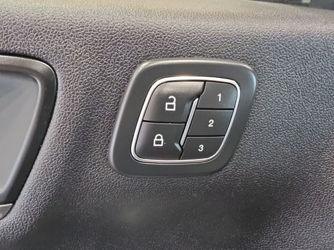 Used 2022 Ford Escape Titanium AWD/4WD image 22