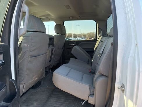 Used 2016 Chevrolet Silverado 2500 LT w/ LT Convenience Package image 19