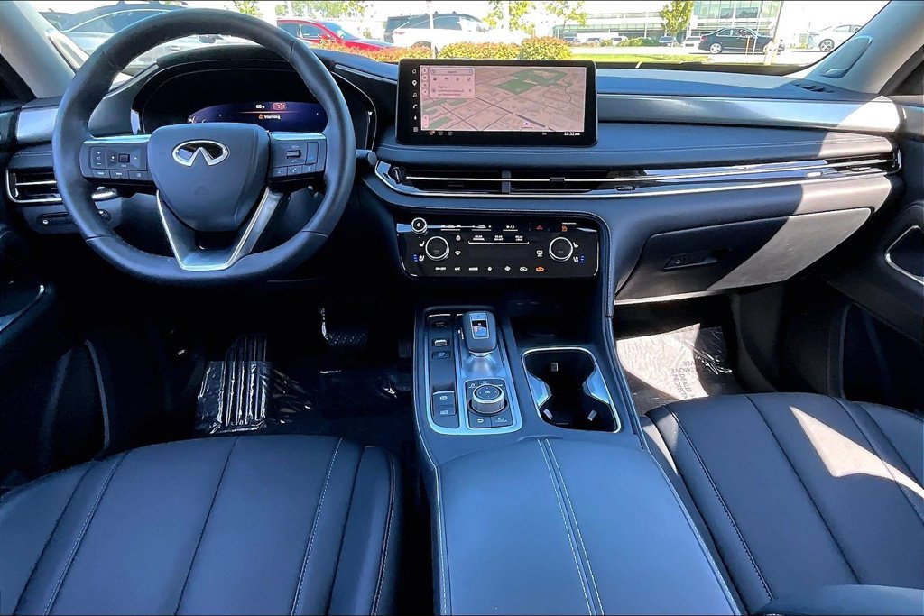 Certified 2027 INFINITI QX60 Luxe w/ Cargo Package AWD/4WD image 21