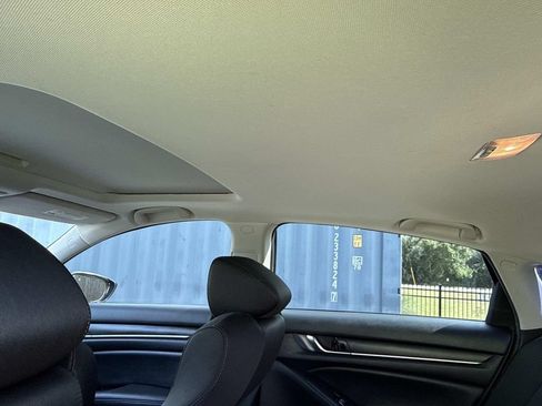Used 2020 Honda Accord EX image 16
