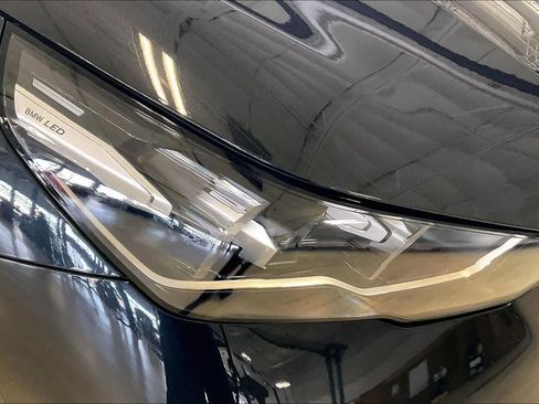 Used 2025 BMW 530i image 25