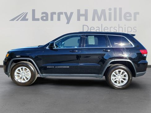 Used 2022 Jeep Grand Cherokee Laredo X image 2