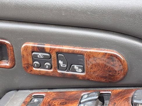 Used 2006 Chevrolet Silverado 1500 LT w/ Onstar Plus Package image 12