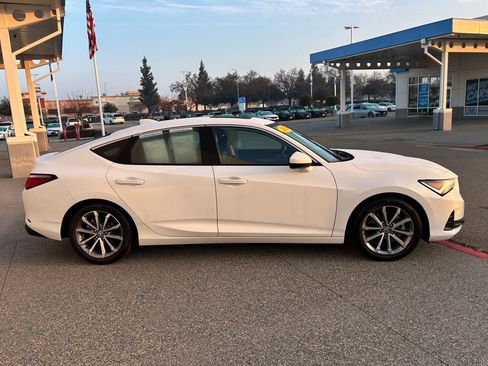 Used 2023 Acura Integra image 4
