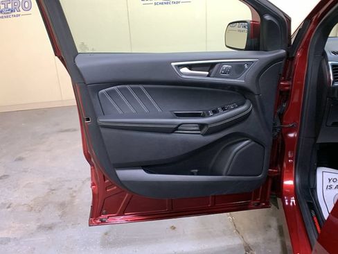 Certified 2019 Ford Edge ST w/ Convenience Package AWD/4WD image 30