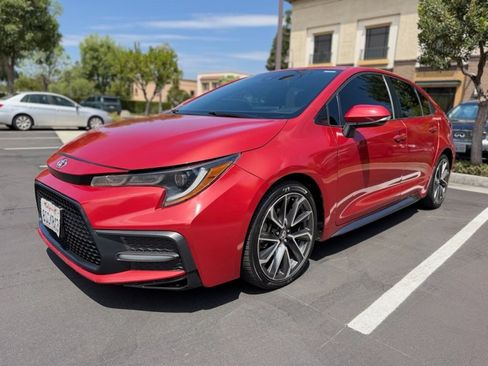 Used 2020 Toyota Corolla XSE FWD image 1