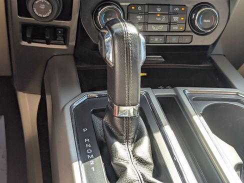 Used 2016 Ford F150 Lariat AWD/4WD image 21
