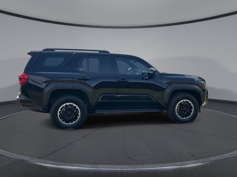 Certified 2025 Toyota 4Runner TRD Off-Road Premium AWD/4WD image 9