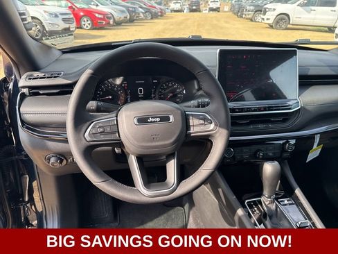 New 2026 Jeep Compass Latitude image 14