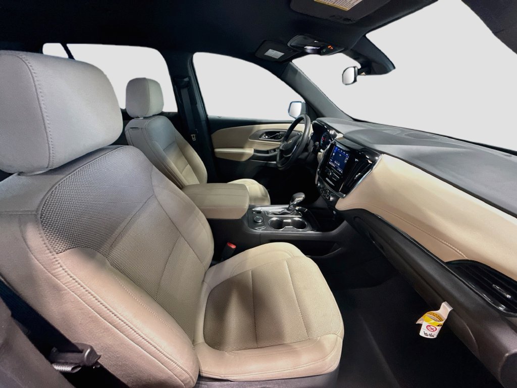 Used 2023 Chevrolet Traverse LS w/ Safety Package AWD/4WD image 28