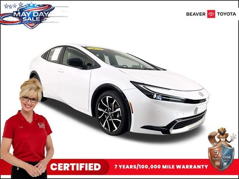 Used 2025 Toyota Prius Plug-In Hybrid FWD image 1