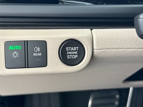 New 2026 Porsche Panamera 4 AWD/4WD image 27