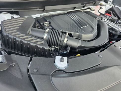 Used 2026 GMC Acadia Denali Ultimate FWD image 19