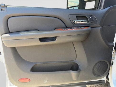 Used 2007 GMC Sierra 2500 SLT w/ Convenience Package AWD/4WD image 13