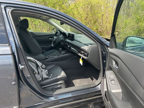 New 2026 Honda Accord EX-L image 8