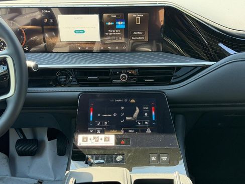 New 2026 INFINITI QX80 Autograph w/ Premium Cargo Package image 7