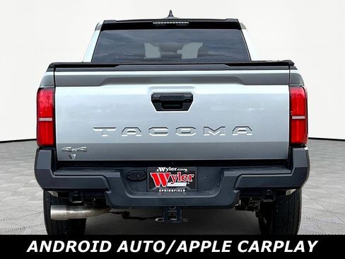 Used 2025 Toyota Tacoma SR image 5